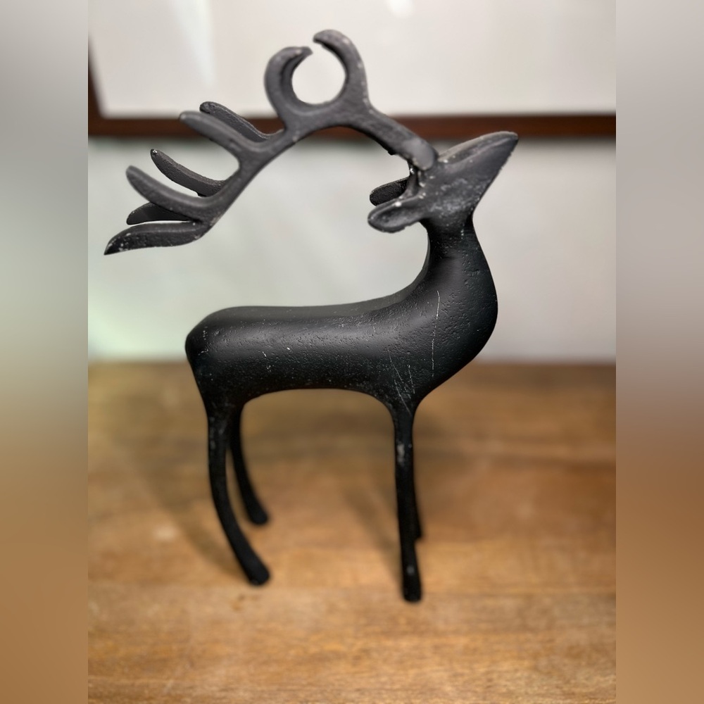 10.5 inch Black Metal Modern Traditional Reindeer Stag